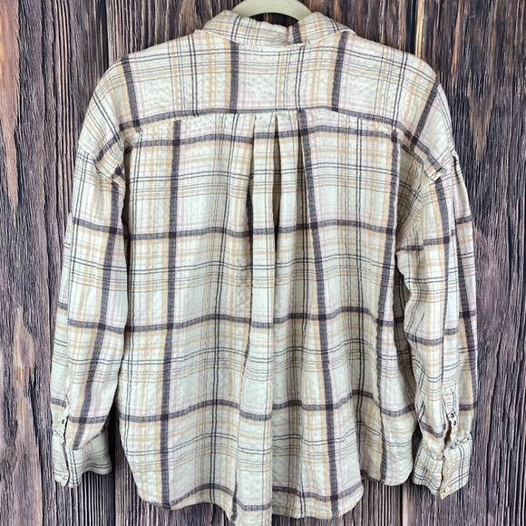 We The Free- Cream Colored Flannel W/ Pink, Tan & Gray Stripes- Size Extra Small - Picture 6 of 10